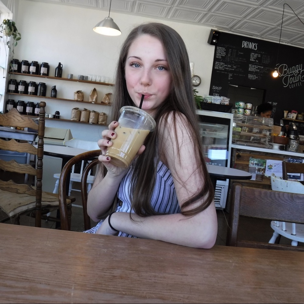 Meet your Posher, Maggie